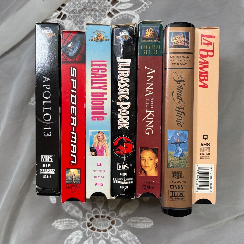 VHS Classic Movie Lot of 7 Jurassic Park Spider-Man Legally Blonde Apollo 13